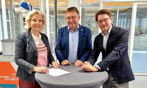Brainport Industries en BOM continueren samenwerking
