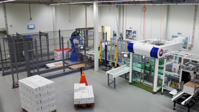 Yaskawa robots in palettiseer oplossingen DH Automation Technology te zien op de Empack