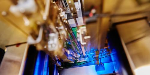 VDL Groep versterkt positie in elektronica met overname Rena