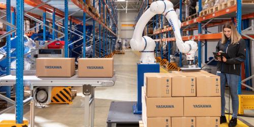 Vision en palletiseer cobot oplossingen van Yaskawa op Empack