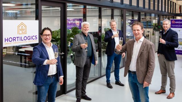 Dutch companies join forces in joint venture for 'Smart Greenhouse Logistics’