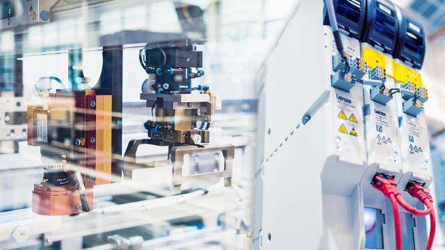 Lenze tilt motion performance naar een hoger niveau met de i750 servo regelaar