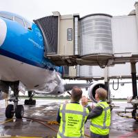 SIOUX'S TECHNOLOGY IN FIRST FULLY AUTOMATED DOUBLE PASSENGER BRIDGE IN THE WORLD